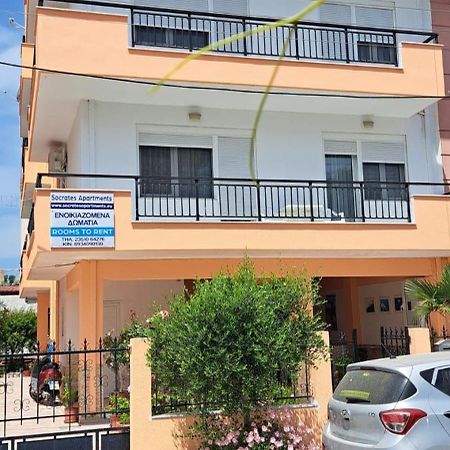 Olympiakí Aktí Socrates Apartments מראה חיצוני תמונה
