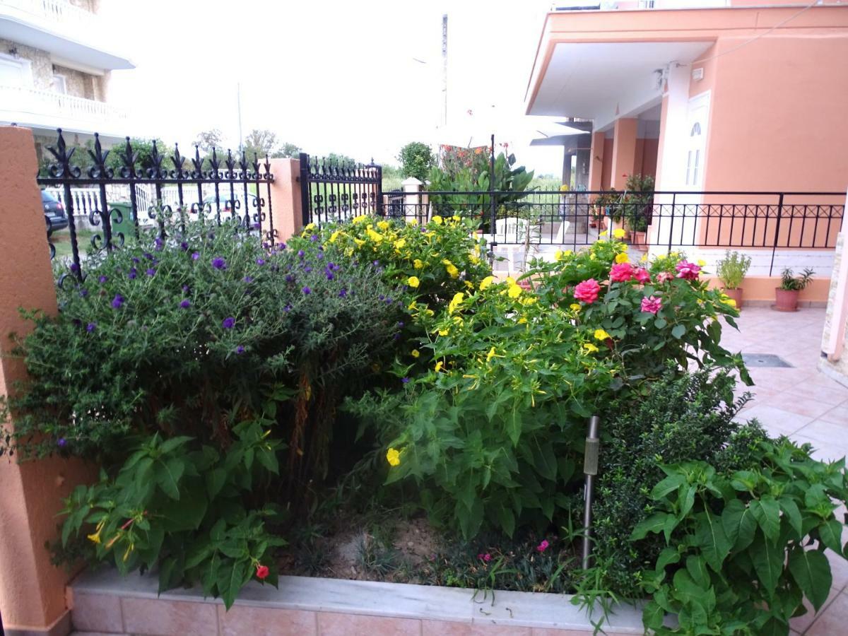 Olympiakí Aktí Socrates Apartments מראה חיצוני תמונה